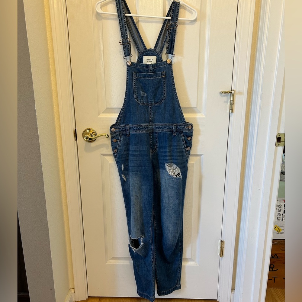 Women’s Forever 21 overalls